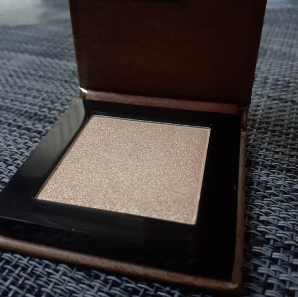 essence pure nude highlighter *NEW* popping champagne sheer shimmer VEGAN - Picture 6 of 7